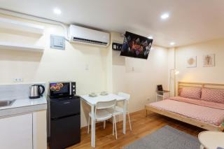 Spacious Studio with Fast Wi-Fi Near UP and Maginhawa - Manila - 3