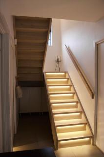 Moderne hus - sentralt, rolig med gratis parkering - 3