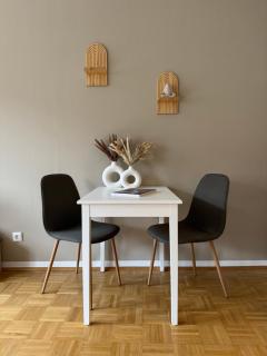 Boho Living Studio - Historic City Center with Free Parking by HERO HOMES - 9