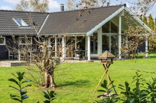 M366-Vaeggerlose-Baeverstien-71 - Marielyst - 9