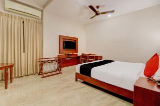 Super Townhouse Kizhakkambalam Tourist Home - Kochi - 7