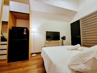 Cozy Living Space Edusentral - 0