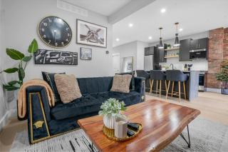 Sleek Brand New 1 Bedroom Condo - Downtown Luxury! - 0