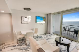 Oceanfront Condo,King Suite,HIGH Floor Views,Pools - Myrtle Beach - 9