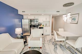Oceanfront Condo,King Suite,HIGH Floor Views,Pools - Myrtle Beach - 1