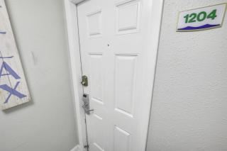 Pets welcome,direct oceanfront, poolside,1 bedroom - 6