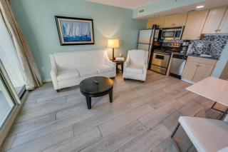 Amazing Private Honey Moon Suite Direct Oceanfront - 7