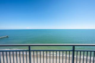 Amazing Top Floor Penthouse,One of the Best Views! - 1