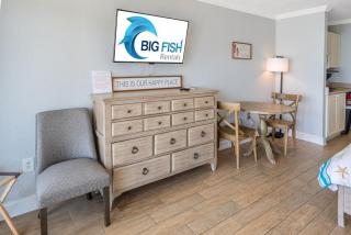 King Bed, Studio Oceanfront, Indoor Heated Pools! - 8