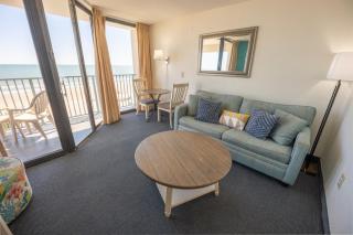 Low Floor 1BR, Direct Ocean Front Heated Pools! - 3