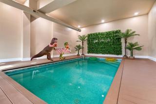 Discounted! Heated Pool, Theater, Game Room, Pets - 6