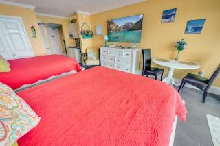 Direct Ocean Front - Beautifully Decorated Studio! - 3