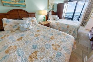 New Coastal Charm, Direct Oceanfront Views, Pools! - 3