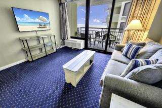 WOW Coastal Charm With Beachfront Access and pools - 6