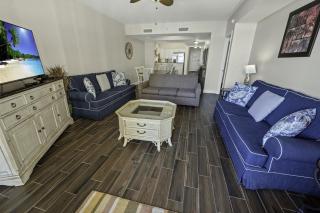 2BR Newly Remodeled-Great Pools North Beach Resort - 1