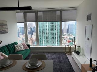 Luxury on the Lakefront - Chicago High Rise 1 Bedroom - 3