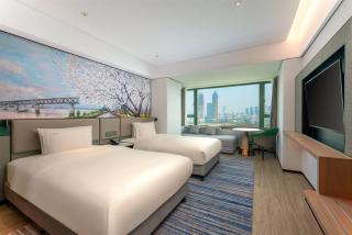 Holiday Inn Wuhan Riverside by IHG - 8