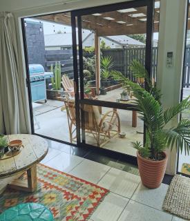 Blue Moon - a Bohemian retreat at Papamoa Beach - 7