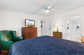 3 Bedroom Vacation Home with Salt Water Pool - Pawleys Island - 4