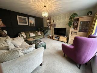 Cozy Stamford 4 Bed Home - Stamford - 3