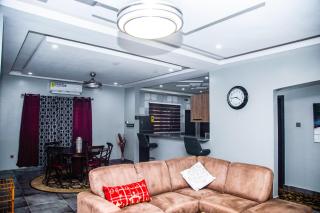 PEK Villa, Cozy Luxury Hideouts, 25 mins from Airport - 9