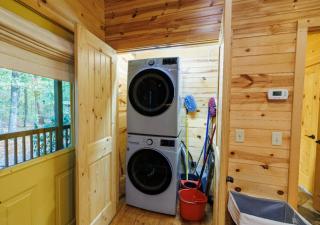 Mossy Rock Retreat - Hot Tub, Fire Pit, Near Falls - 3