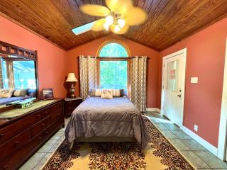 Holden Beach Hideaway - Shallotte - 1