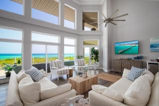Beachfront Luxury Estate Sleeps 20 & Allows Events - 9