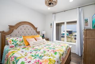 Beachfront Luxury Estate Sleeps 20 & Allows Events - 3