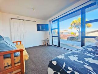 from 128 for two bedrooms property in Wellington - 6