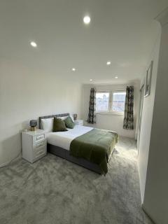 Luxurious 2BR, 8 mins from centre - 1