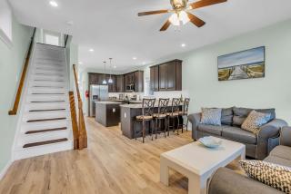 Luxury Bayview Oasis In The Heart Of Seaside - 2