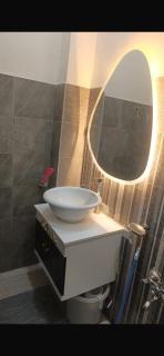 Enclave cozy inn - 1