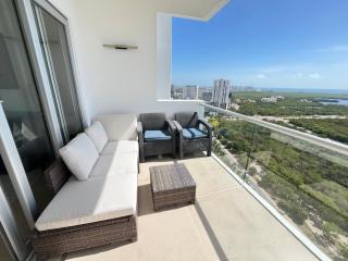 Departamento 2 habitaciones Cancún Centro con vistas al mar y ciudad - 9