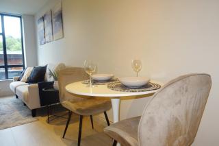 Modern Flat - Leeds City Centre - Central Station - 7