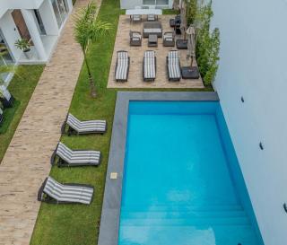 Malibu Residential 3BD - Or - 9