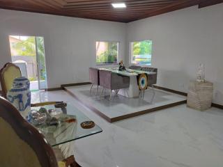 Casa com Piscina Grande em Salinas - 2