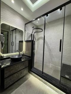 EMPIRE-K Homes -Khalid's Villa - 1