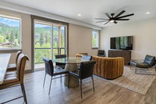 2BR Mountain Retreat | Pool,Hot Tub,Views, Luxury - 7