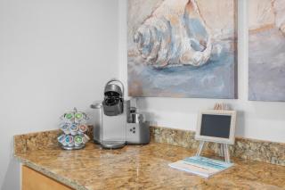 Penthouse beachfront condo with pool/fitness/grills - 2