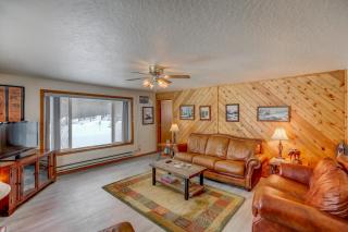Ponderosa - Peaceful, private cabin on 5 acres by Lake Cascade - 2