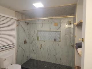 One Bedroom with Private Bathroom - 10 min from UNCC, 15min Uptown - 4