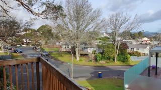 Family-Friendly 3BR House in Sunnyvale - Auckland - 3