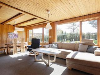 6 person holiday home in Hadsund-By Traum - 6