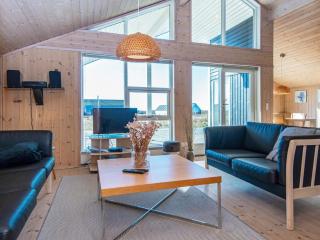 6 person holiday home in Ringkøbing - Ringkøbing - 6