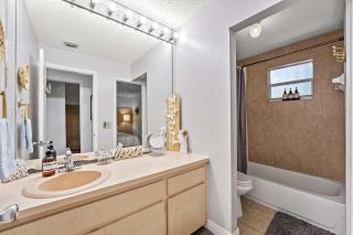Charming Shenandoah 2B Villa - 2