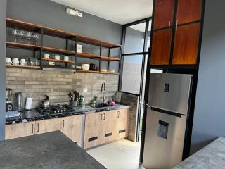 Casa completa, iluminada - 6