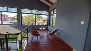 Casa completa, iluminada - 0