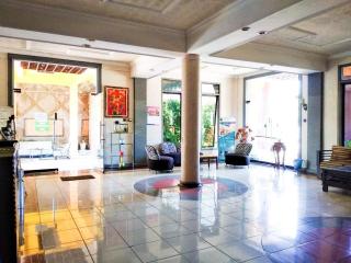 Novon Family Hotel by Tripletree - 6