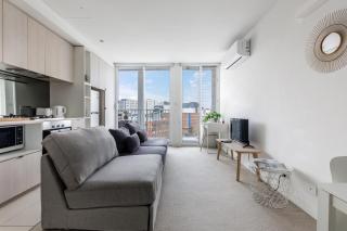 Modern Nomads Serene 1BR Getaway Walking to QV Market & CBD - 3
